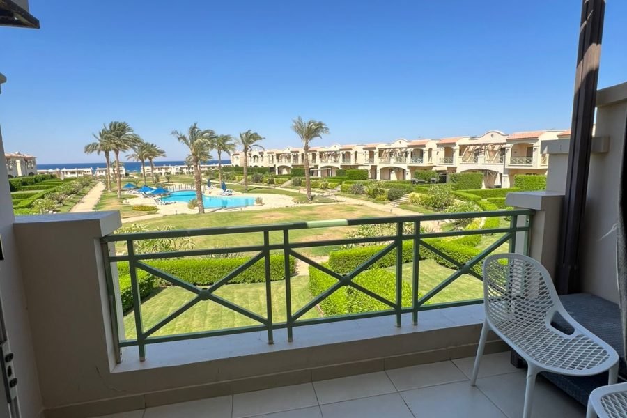 شاليه دور اول علوي في لافيستا 6 العين السخنة