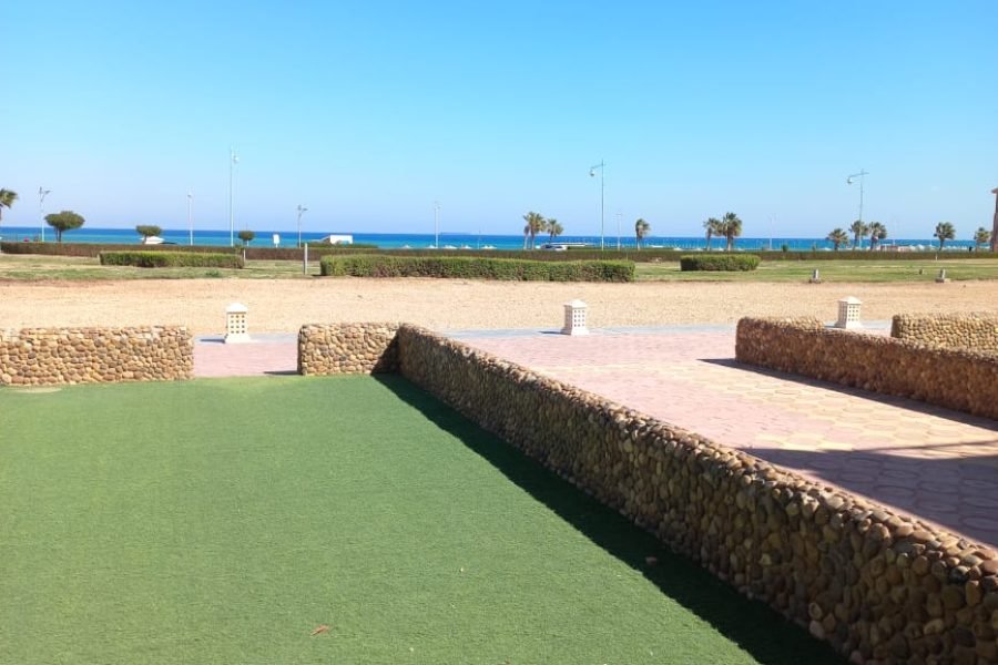 استديو صف اول علي في بورتو ساوث بيتش السخنه