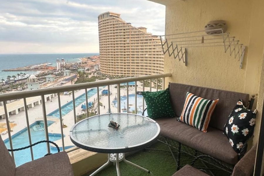 شاليه دور علوي في بورتو الأهرامات العين السخنة