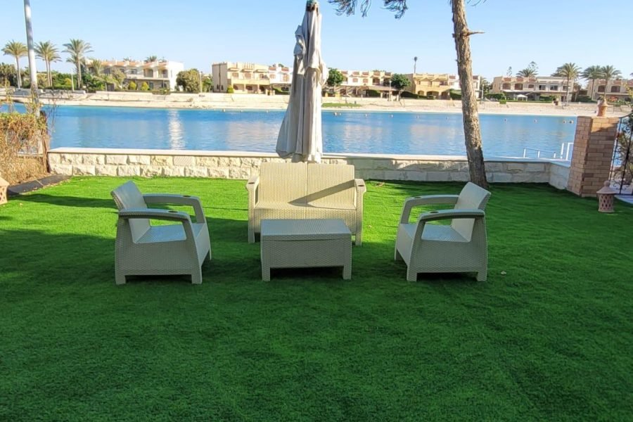 فيلا في مارينا 5 صف اول الساحل الشمالي