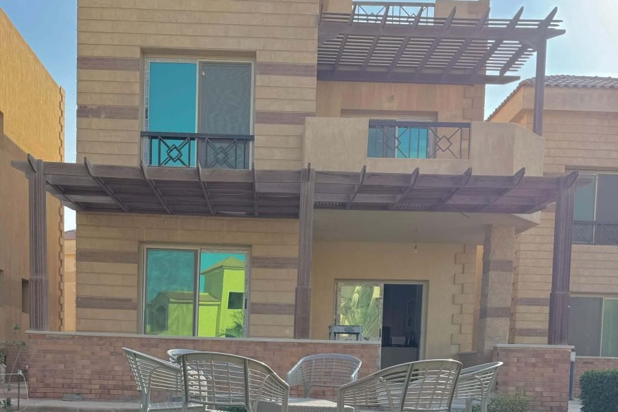 فيلا في اورلاندو 2 العين السخنة