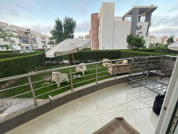 فيلا 4 غرف في أمواج الساحل الشمالي