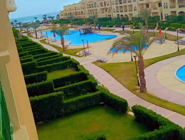 شالية غرفتين في بالم بيتش السخنه