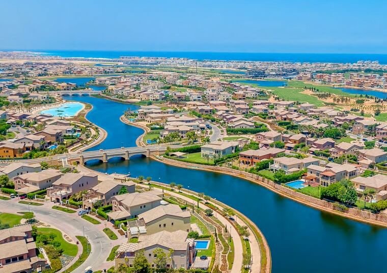 ترافورا ترافيل